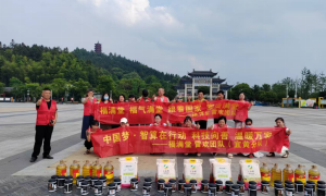 福满堂公益社区宜黄纪实：一袋米、一桶油，一句“我懂你的难”